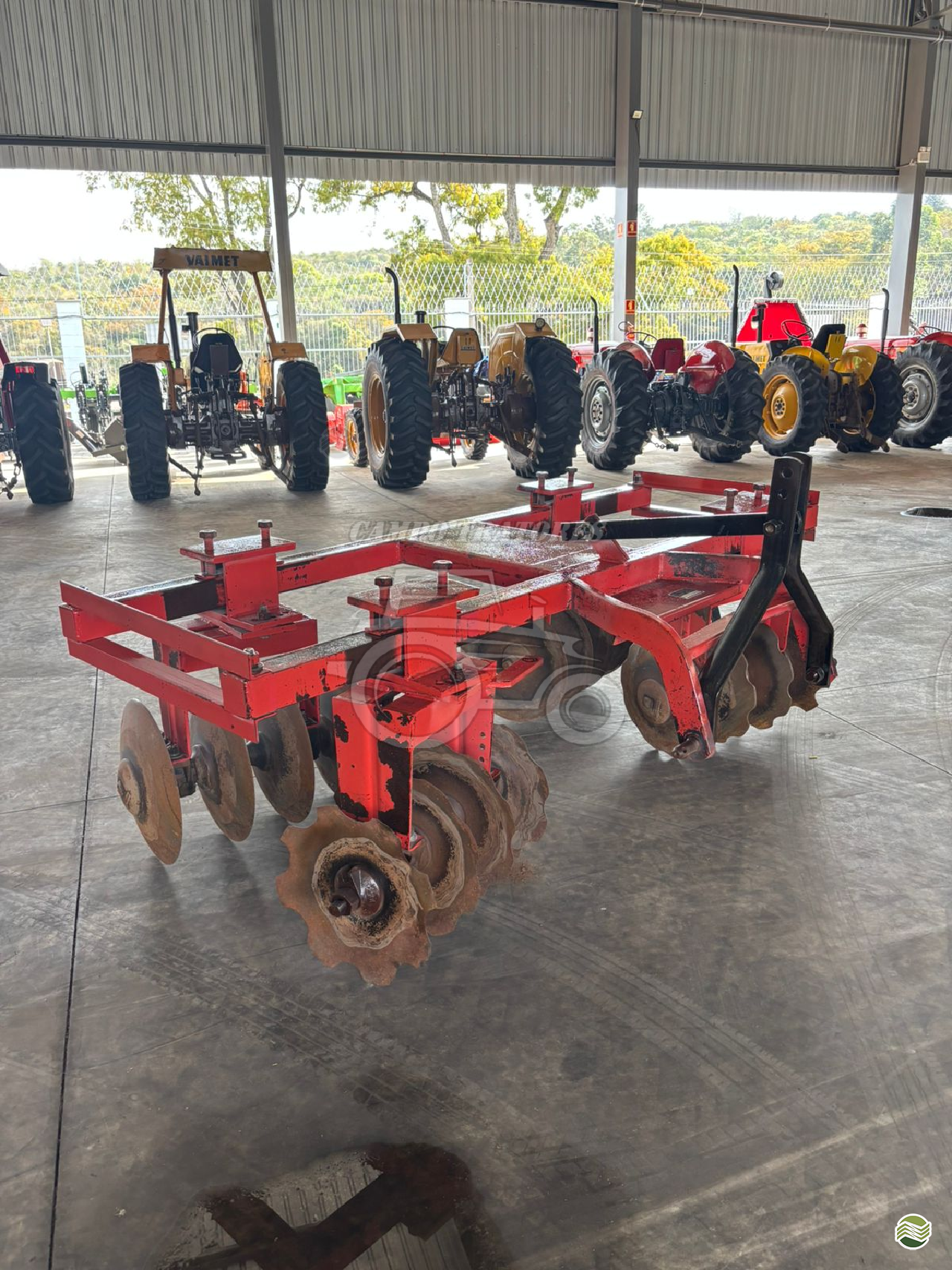 IMPLEMENTOS AGRICOLAS CULTIVADOR 2 LINHAS Campo Tratores SAO CARLOS SÃO PAULO SP